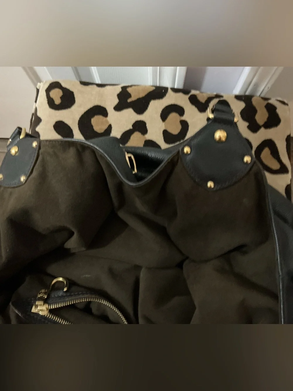 Authentic Louis Vuitton Mahina Hobo Bag